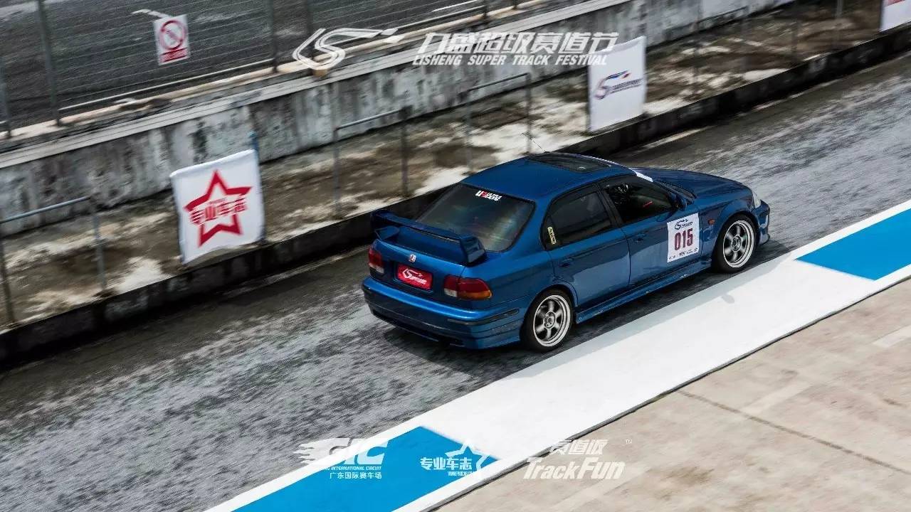 开云下载-连胜势头难挡！赛车豪取十连胜的简单介绍